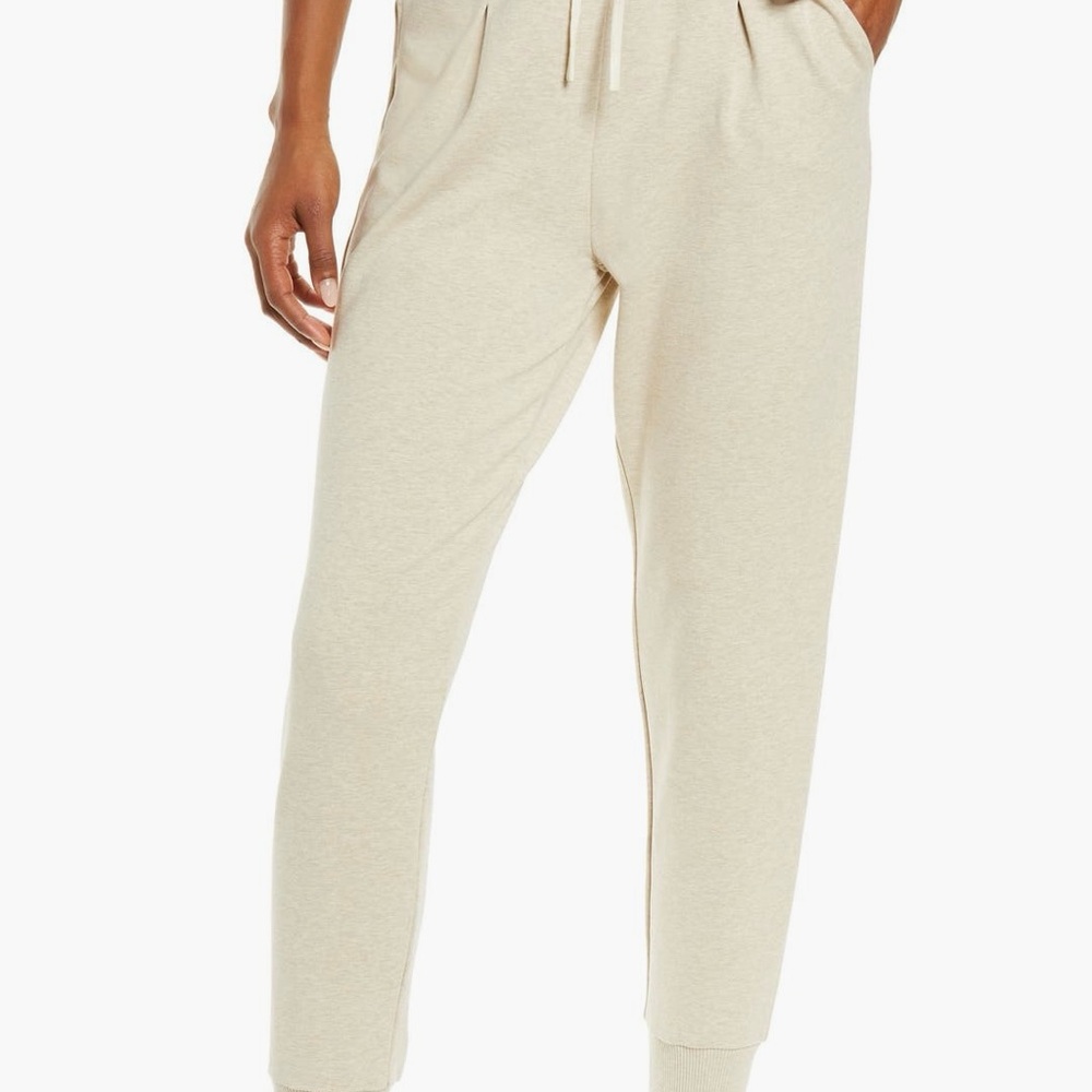 Varley atlas Sand Jogger Pants - Picture 2 of 2